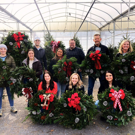 Make-It-Merry Wreath Workshop 🎀✨